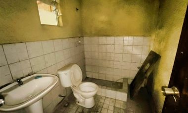 Local Comercial en Venta en Fray Luis de la Peña 3181