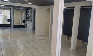 Local Comercial en Arriendo en Vitacura / Rinconada