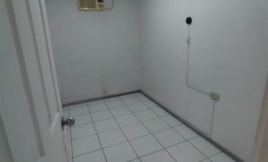 Local Comercial en Arriendo en Vitacura / Rinconada