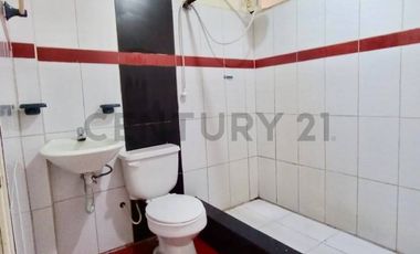 Venta edificio con 7 departamentos en obra gris