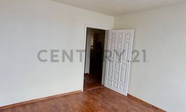 Venta edificio con 7 departamentos en obra gris