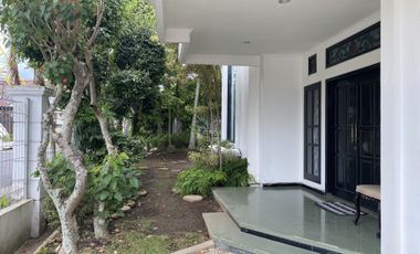 QUICK SALE 2-STOREY HOOK HOUSE IN MALANG (NEGOTIABLE PRICE PROMOTION)