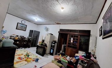Dijual Rumah Semi Furnished Bagus di Cawang, Jakarta Timur
