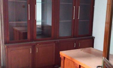 DISEWAKAN RUMAH SEMI FURNISHED MENTENG JAKARTA SELATAN