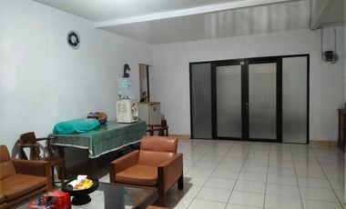 Disewakan rumah Bagus Siap Huni di Bintaro Sektor 9