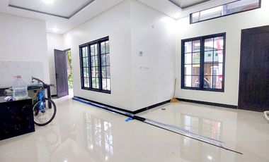 Rumah Baru Gress Siap Huni di Ngringo dekat ke UNS /RS Muwardi