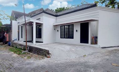 Rumah Baru Gress Siap Huni di Ngringo dekat ke UNS /RS Muwardi