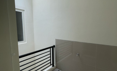 Rumah Mangga Pondok Tjandra, Baru Gress Minimalis, Dekat MERR 2C