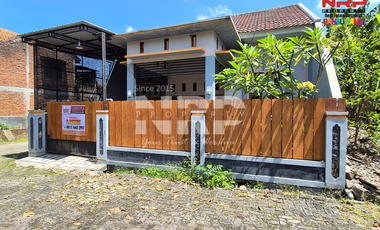 Disewakan Rumah 2 Lantai Siap Huni di Kawasan Perumahan Banyuwangi