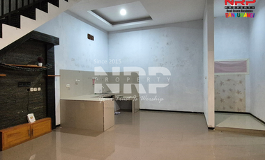 Disewakan Rumah 2 Lantai Siap Huni di Kawasan Perumahan Banyuwangi