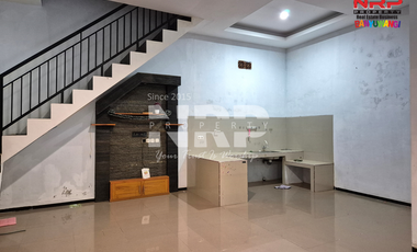 Disewakan Rumah 2 Lantai Siap Huni di Kawasan Perumahan Banyuwangi