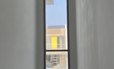 DISEWAKAN RUMAH PIK2 UK 4,5x10 KOSONGAN POSISI HOEK