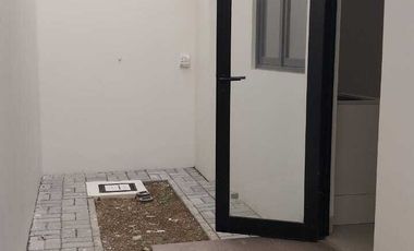 Dijual Rumah Bagus Nyaman di Summarecon Crown Gading, Bekasi