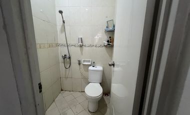 Dijual Cepat Rumah dengan KM dalam