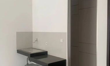 Disewakan Rumah PIK 2 3 kamar Ukuran 4,5x10 3 Lantai cuma 55 Juta