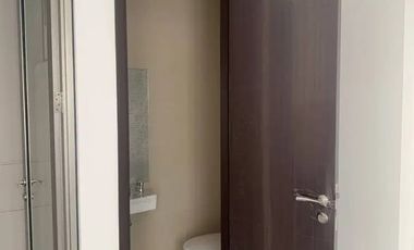 Disewakan Rumah PIK 2 3 kamar Ukuran 4,5x10 3 Lantai cuma 55 Juta