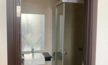 Disewakan Rumah PIK 2 3 kamar Ukuran 4,5x10 3 Lantai cuma 55 Juta