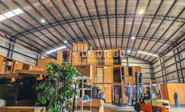 Alquiler Deposito 4.155 m2 con oficinas y playa de maniobra Munro Vicente Lopez