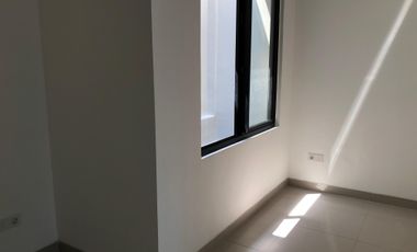 Disewakan Rumah Milenial Pik 2 Ukuran 4.5x12.5m2 Hoek Siap Huni