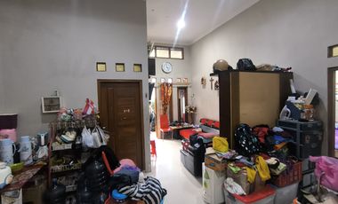 Rumah Cantik Siap Huni dekat Kampus UNISRI Di Mini Cluster