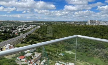 Departamento en renta amueblado de 3 recámaras, alberca, padel, en Juriquilla