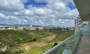 Departamento en renta amueblado de 3 recámaras, alberca, padel, en Juriquilla