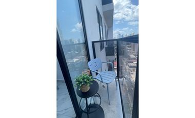 Ph The Gray,  Calle 50