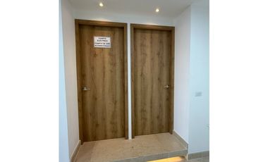 ALQUILER OFICINA AVENIDA BALBOA