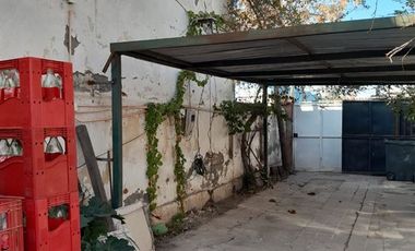 Local Comercial en Venta en Los Alerces / Castillo Urizar