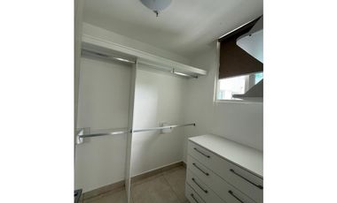 ALQUILER APARTAMENTO CON LINEA BLANCA CLAYTON