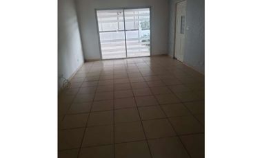 VENTA CASA RESIDENCIAL ARBOLEDAS BARRIO COLON EN LA CHORRERA (OF)