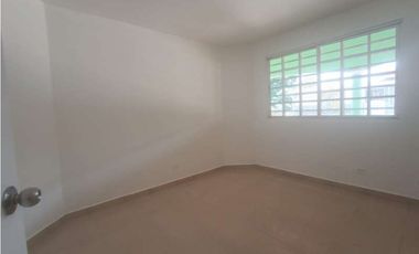 VENTA CASA EN VILLAS DEL CARRIZAL ARRAIJAN (OF)