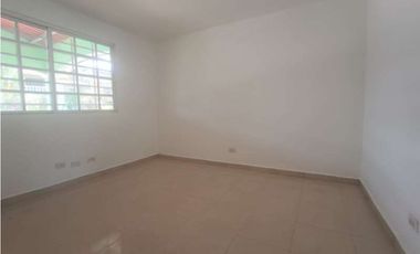 VENTA CASA EN VILLAS DEL CARRIZAL ARRAIJAN (OF)