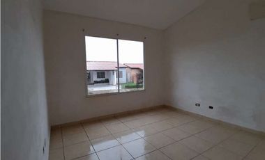 VENTA CASA RESIDENCIAL ARBOLEDAS PUERTO CAIMITO EN LA CHORRERA (OF)