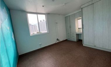 VENTA APARTAMENTO PH ROYAL TOWER EN SAN FRANCISCO (OF)