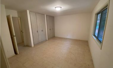 ALQUILER CASA DUPLEX CLAYTON