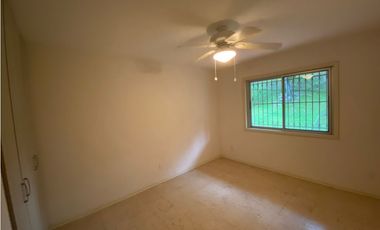 ALQUILER CASA DUPLEX CLAYTON