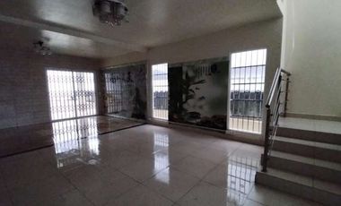 VENTA CASA PH SENDEROS EN LA CHORRERA (OF)