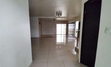 VENTA CASA PH SENDEROS EN LA CHORRERA (OF)