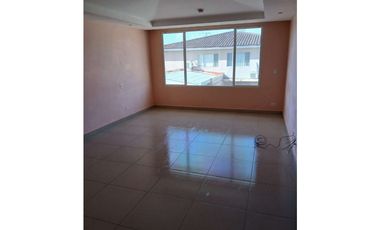 VENTA CASA PH RESIDENCIAL VILLA NAVONA EN SAN MIGUELITO (OF)