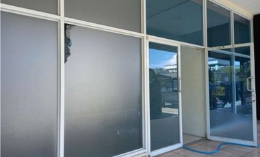 VENTA LOCALES COMERCIALES PH GRAN PLAZA EN  ALTOS DE PANAMA (OF)