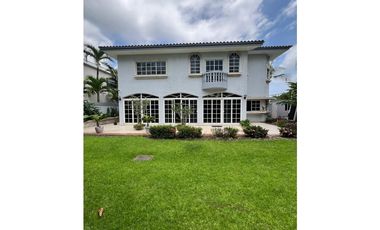 Costa del Este, PH Royal Pacific, Casa en Venta