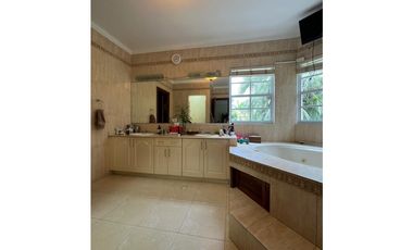 Costa del Este, PH Royal Pacific, Casa en Venta