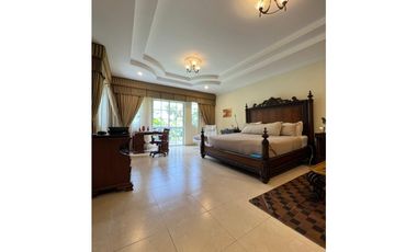 Costa del Este, PH Royal Pacific, Casa en Venta