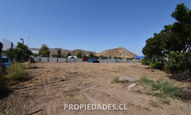 Sitio en Venta en C. Américo Vespucio / Almirante Latorre