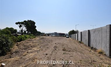Sitio en Arriendo en C. Américo Vespucio / Almirante Latorre
