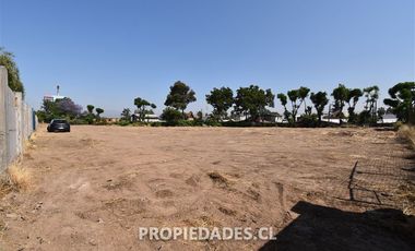 Sitio en Arriendo en C. Américo Vespucio / Almirante Latorre