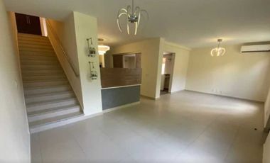 ALQUILER  CASA RIVER VALLEY HOWARD