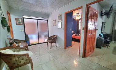 Venta de casa en campo limbergh