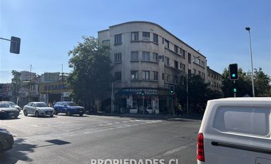 Local Comercial en Venta en Av. 10 de julio / Arturo Prat